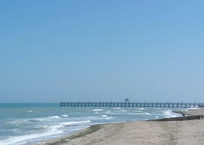 50 M2 De Charme Au Coeur Des Plaisirs De La Cote